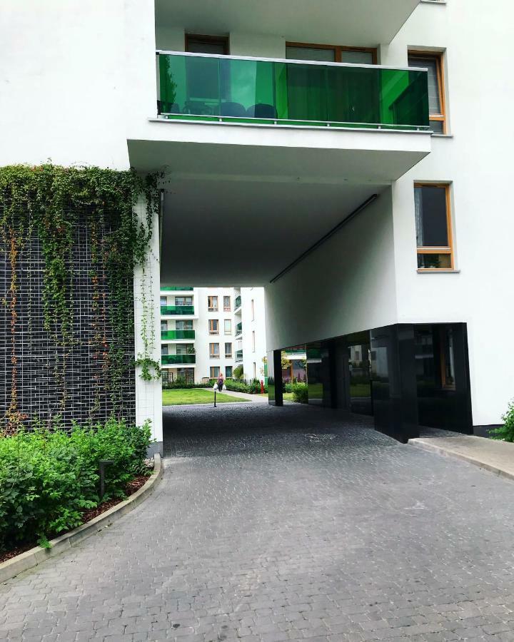 Shiraz Trio Apartament Warsaw Exterior photo